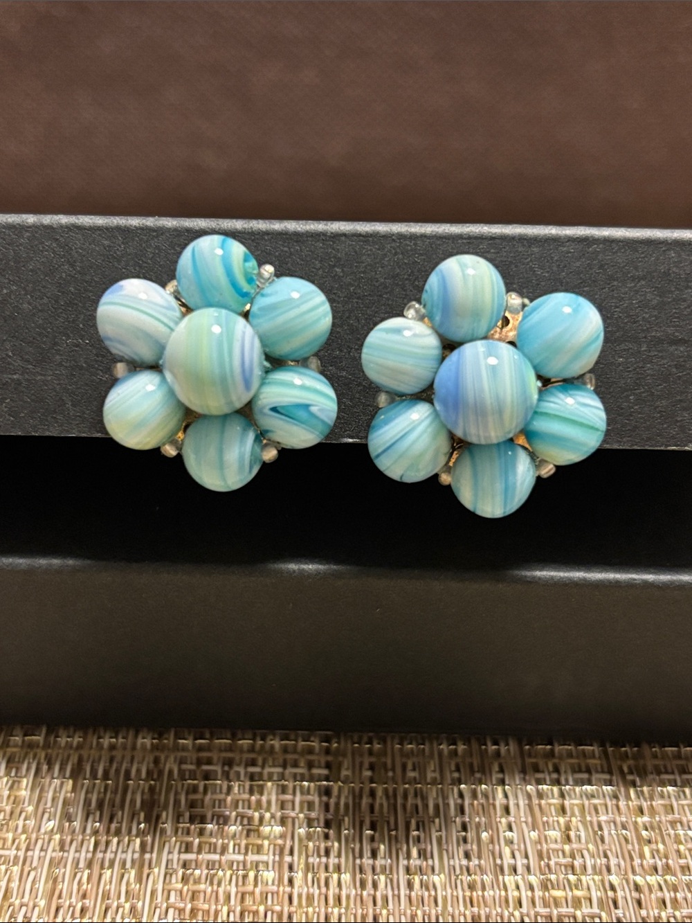 Carnegie vintage glass earrings